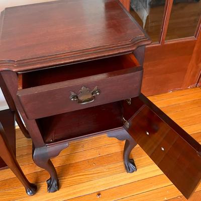 2 Vintage End Side Tables - Queen Anne, Chippendale