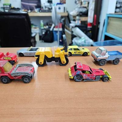 Lot of 7 diecast cars