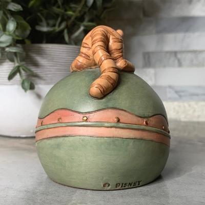 Charpente Vintage Disney Classic Tigger Ball Ceramic Figure