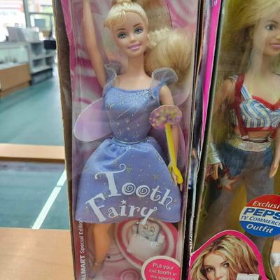 Lot of 2 Barbie dolls ( Britney Spears/ Barbie Tooth Fairy)