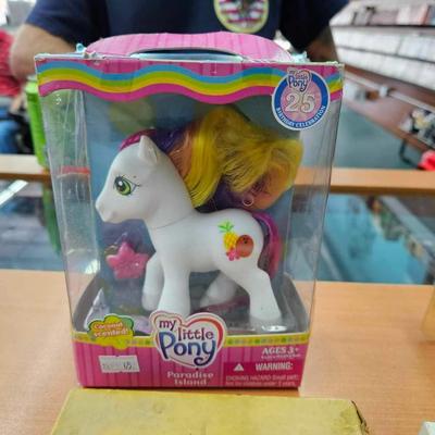 Collectible lot with my little pony