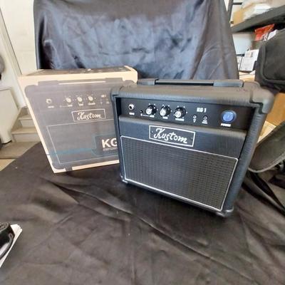 KUSTOM AMPLIFIER