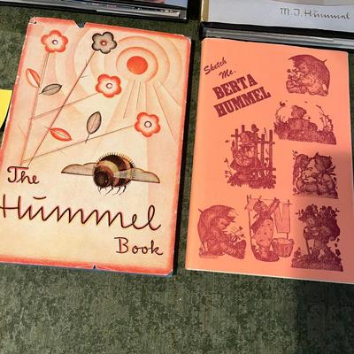 Books on Hummels