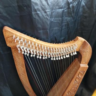 CARVED WOODEN MUSICAL HARP