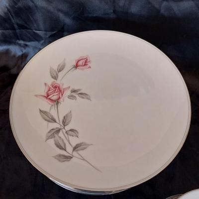 NORDITAKE CHINA PLATES AND BOWLS SET FOR 12 PERSON SETTING