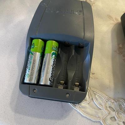 BATTERY CHARGER