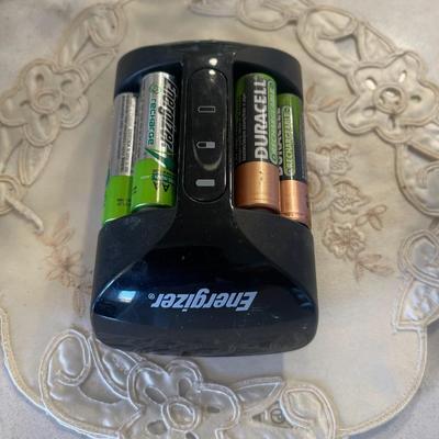 BATTERY CHARGER