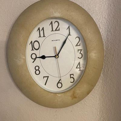 WALL CLOCK