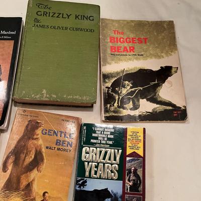 Bear Books, Paperbacks