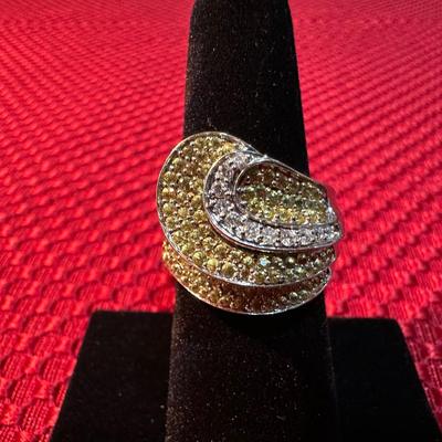 BELLA LUCE 14k WHITE GOLD RING WITH DIAMONDS