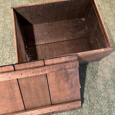 Lidded Crate