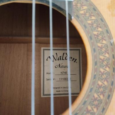 WALDEN ACUSTIC GUITAR