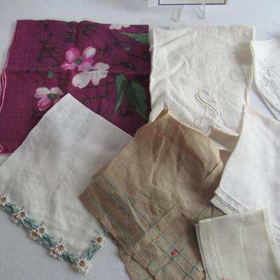 Lot of Vintage Ladies Hankies