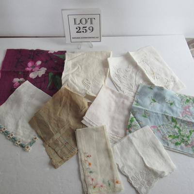 Lot of Vintage Ladies Hankies