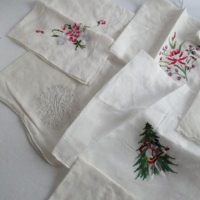 Lot of Vintage Ladies Hankies