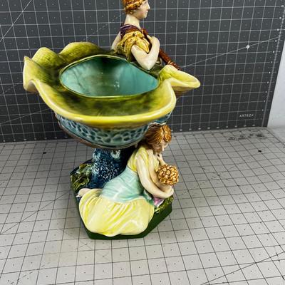 Antique Majolica Centerpiece Bowl 