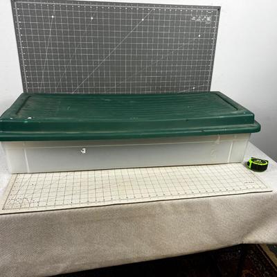 Under the Bed Tote Clear with Green Lid