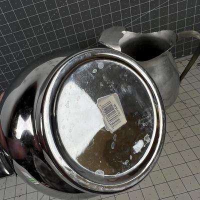 Aluminum Pitchers and Stainless Steel 