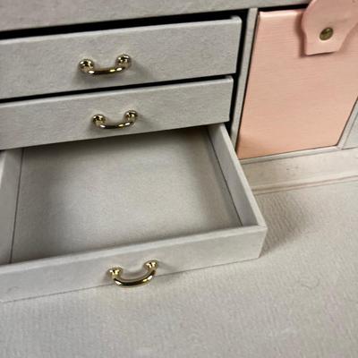 VLANDO Pink Jewelry Box 