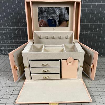 VLANDO Pink Jewelry Box 
