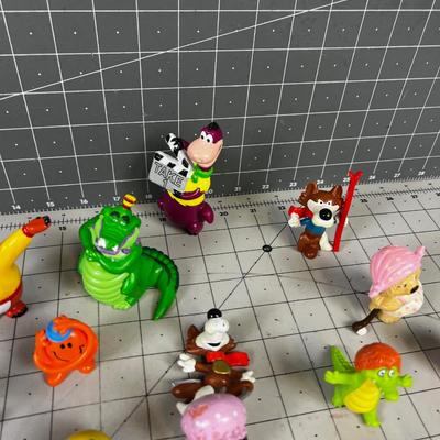 Random Plastic Animals from the 80's; Cartoon Characters, Chucky Cheese etc.,. 