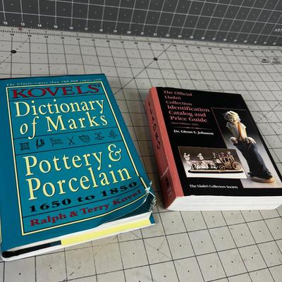 2 Collectible Guides: Lladro & Porcelain Pottery Marks 