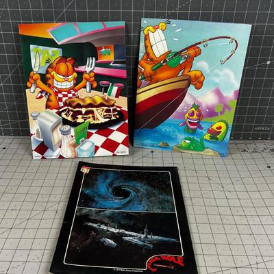 Vintage 1970's Portfolio Folders Garfield and the Black Hole. 