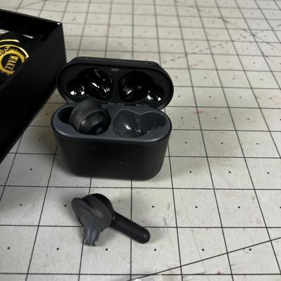 Skull Candy Ear Buds. 