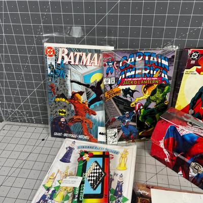 Mixed Lot of Toys, Games and Comics 