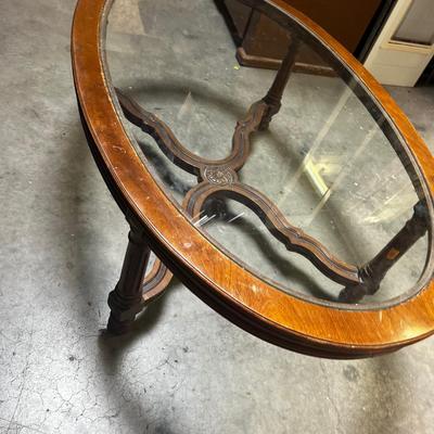 Oval Coffee Table with Glass Top