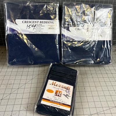 2 Brand NEW Fitted Jersey Knit Sheets and a set of Pillow Case NEW 