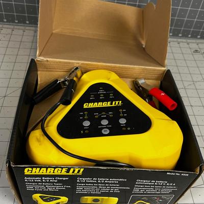 CHARGE IT - Battery Charger 