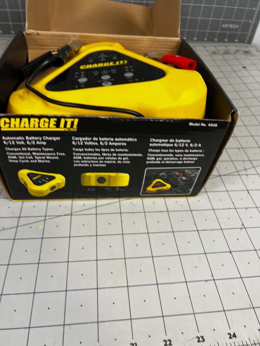 CHARGE IT Battery Charger