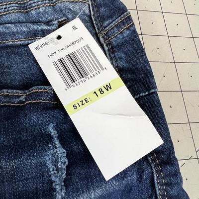 Democracy Women JEANS NEW Size 18W 