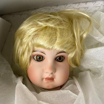 JEAN CLAUDE PORCELAIN DOLL PATRICIA LOVELESS ENCHANTMENT OF JUMEAU LTD ED