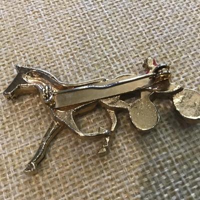 Vintage Pin / Brooch