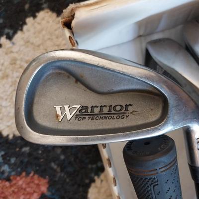 NEW ACER GOLF CLUB SET WITH CARRY DUFFLE BAG (IN BOX)