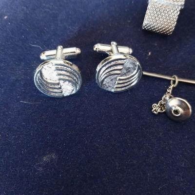 MENS TIE CLIPS AND CUFFLINGS