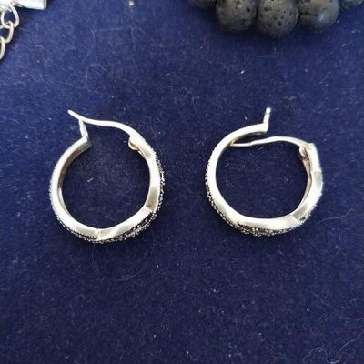 FASHION EARRINGS AND BRACELETS