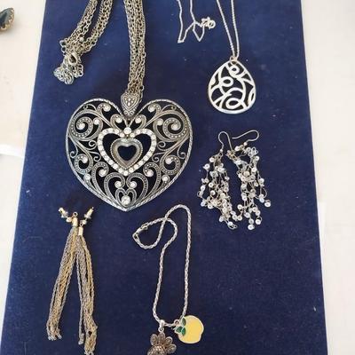 FASHION SILVER TONE JEWELRY