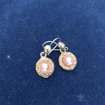 925 SILVER AND COLORED STONE BRACELET AND THREE PAIRS EARRINGS