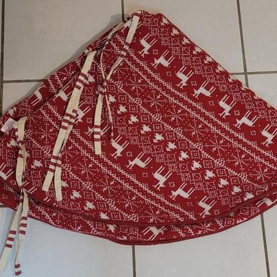 Double Sided Tree Skirt