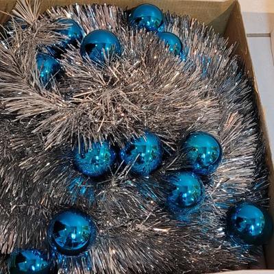 Vintage Samlas Christmas Tree