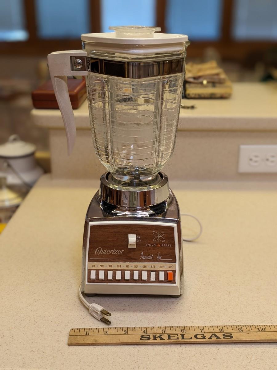 Vintage Osterizer Imperial Ten Speed Blender