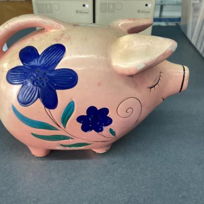 Vintage ceramic pig