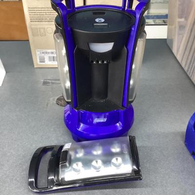 Coleman Quad Elite Lantern 360 Lumens 400 Hours  4 Lights In 1