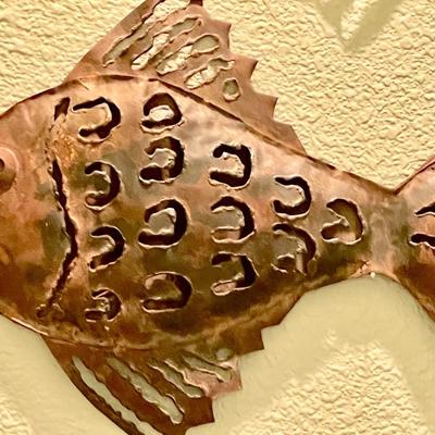 LOT 2  PIERCED METAL FISH SCULPTURES SET OF 3 WALL HANGING