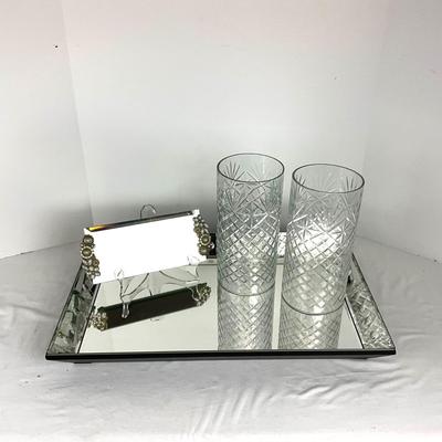 717 Mirrored Tray with Crystal Globe and Perfume bottles