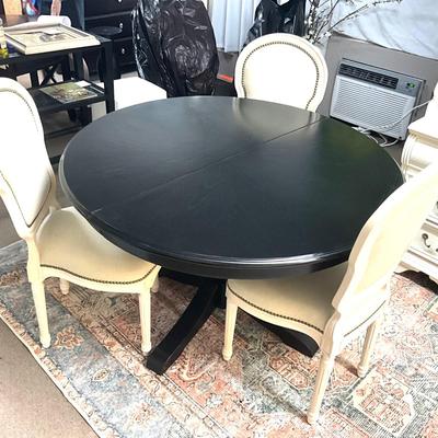 718 American Drew Black Painted Wooden Oval/ Round Pedestal Table