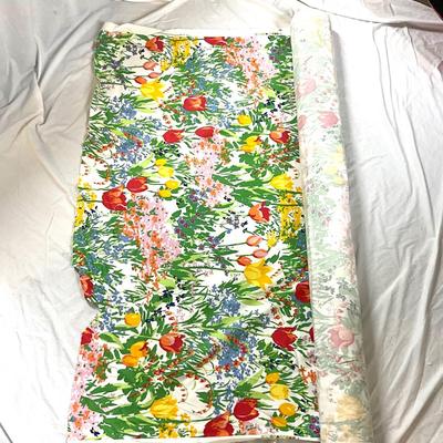 741 Large Partial Roll of Bloomcraft Floral Cotton Blend Material